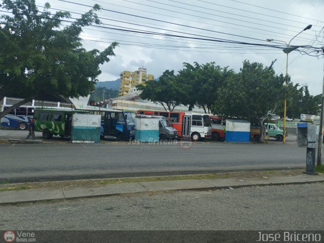 Garajes Paradas y Terminales Valera por Jos� Brice�o