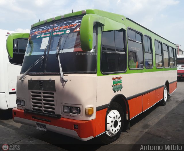 A.C. R�mulo Gallegos 44 por Antonio Mittilo