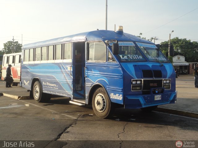 Autos Libres Por Puesto La Villa 96 por Jos� Arias