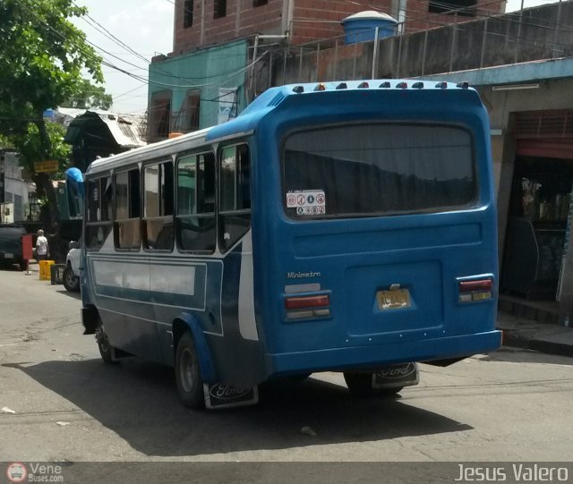 MI - L�nea Independencia 23 por Jes�s Valero
