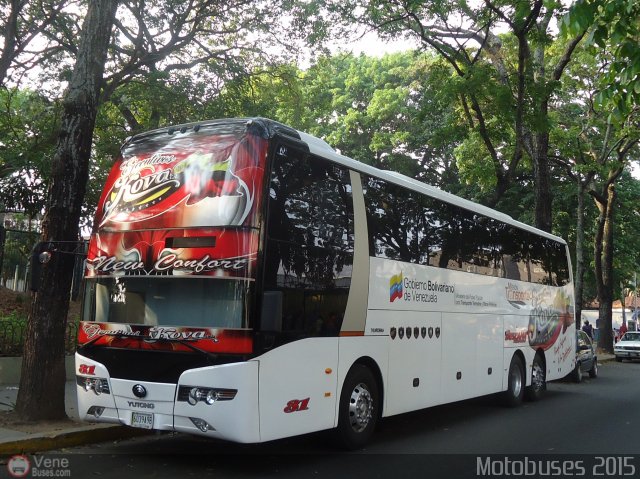 Ejecutivos Kova 031 por Waldir Mata