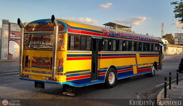 Transporte Palo Negro La Morita 2 085 por Kimberly Guerrero