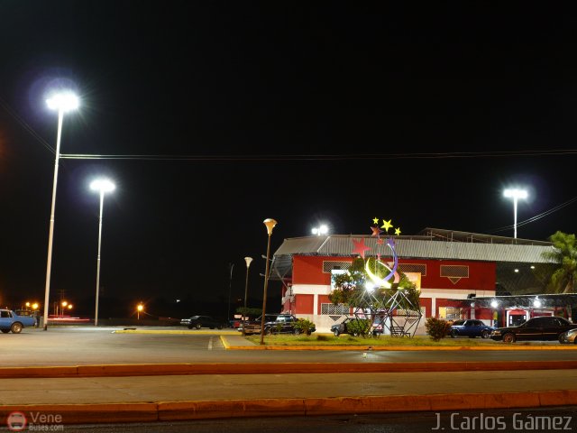 Garajes Paradas y Terminales Anaco por J. Carlos G�mez