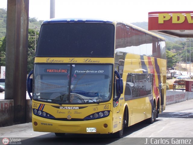 Expresos Los Llanos 144 por J. Carlos G�mez