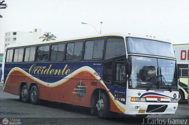 Expresos Occidente 092 por J. Carlos G�mez