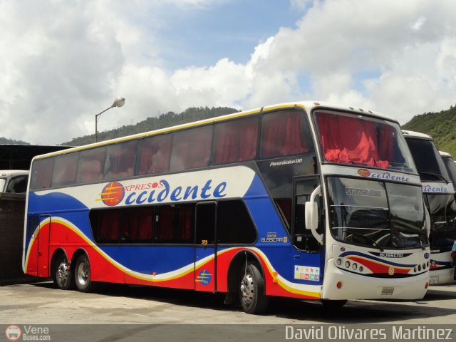 Expresos Occidente 375 por David Olivares Martinez