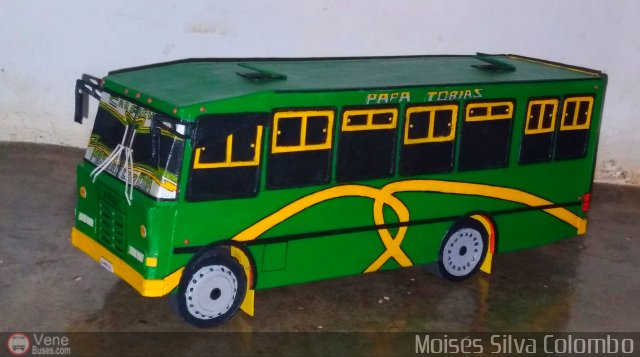 Maquetas y Miniaturas 007 por Moiss Silva Colombo