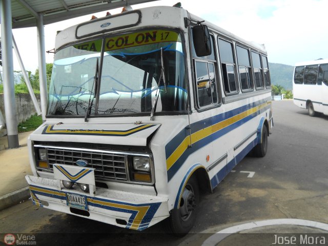 A.C. L�nea Col�n 17 por Jos� Mora