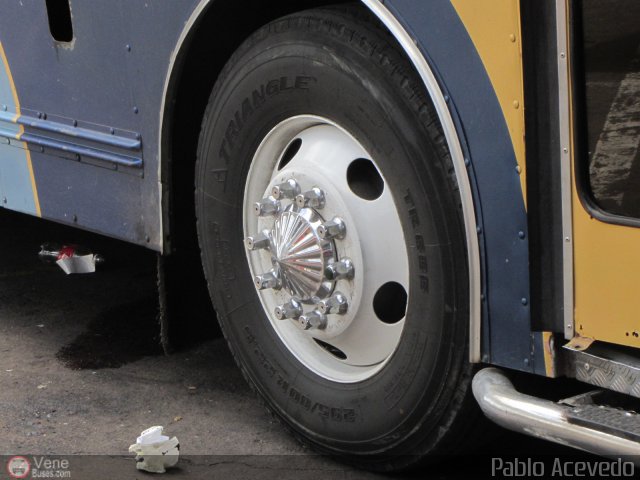 Expresos Jáuregui 004 por Pablo Acevedo