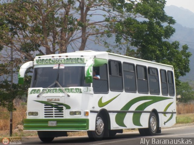 CA - Uni�n La Esmeralda 338 por Aly Baranauskas