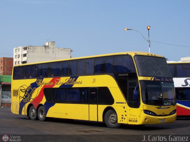 Expresos Los Llanos 038 por J. Carlos G�mez