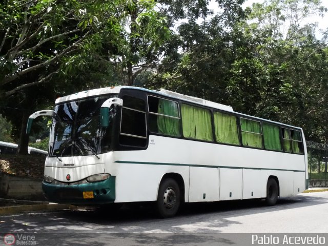 Particular o Desconocido 1003 por Pablo Acevedo