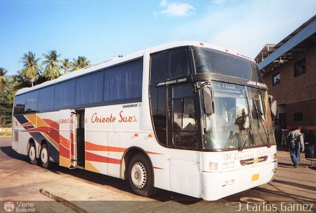 Cruceros Oriente Sur 108 por J. Carlos Gámez