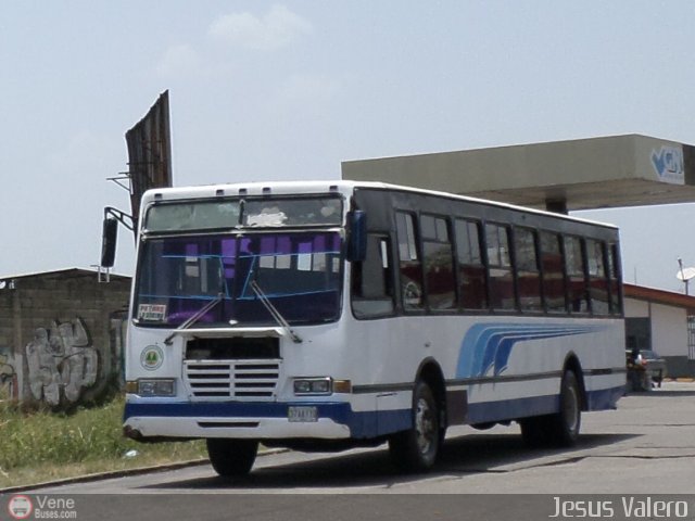 Coop. Independencia Petare Sta. Luc�a 32 por Jes�s Valero