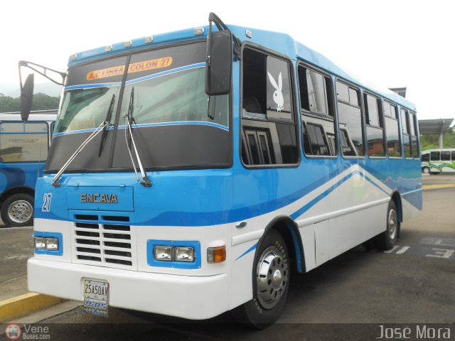 A.C. L�nea Col�n 27 por Jos� Mora