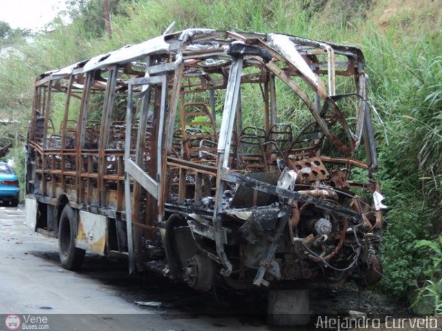 En Chiveras Abandonados Recuperaci�n AC0001 por Alejandro Curvelo