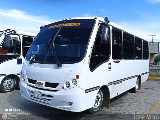 A.C. L�nea Col�n 36 por Jos� Mora