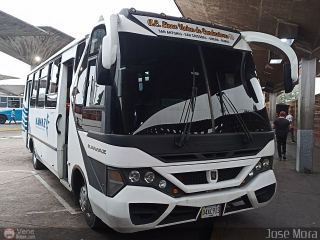 A.C. L�nea U.C. San Antonio - San Crist�bal 65 por Jos� Mora