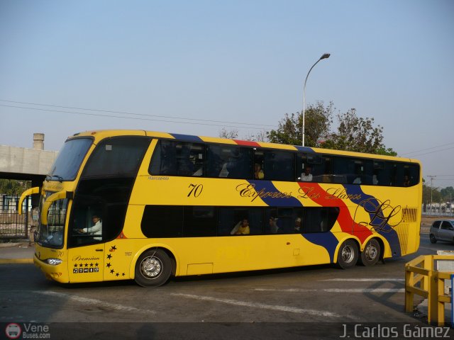Expresos Los Llanos 070 por J. Carlos Gámez