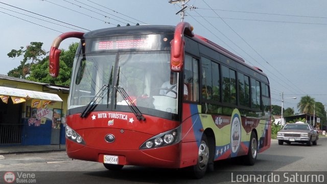 Particular o Desconocido 888 por Leonardo Saturno