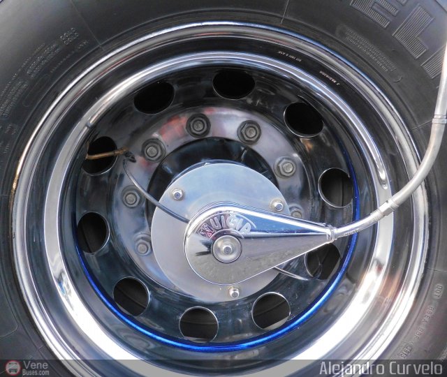 Expreso Brasilia 6519 por Waldir Mata