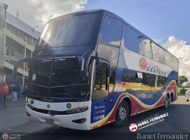 Expresos Occidente 330 por Daniel Fern�ndez