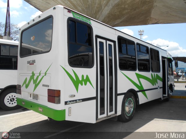 A.C. L�nea Col�n 15 por Jos� Mora