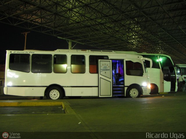 Particular o Desconocido 921 por Ricardo Ugas