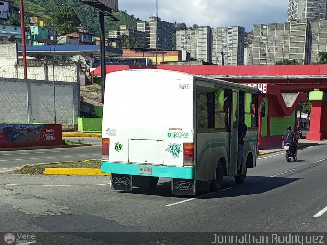 DC - S.C. Plaza Espa�a - El Valle - Coche 087 por Jonnathan Rodr�guez