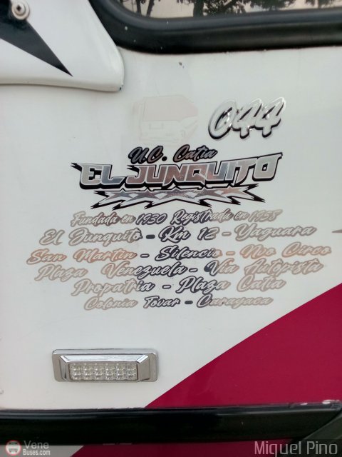 U.C. Catia - El Junquito 044 por Miguel Pino