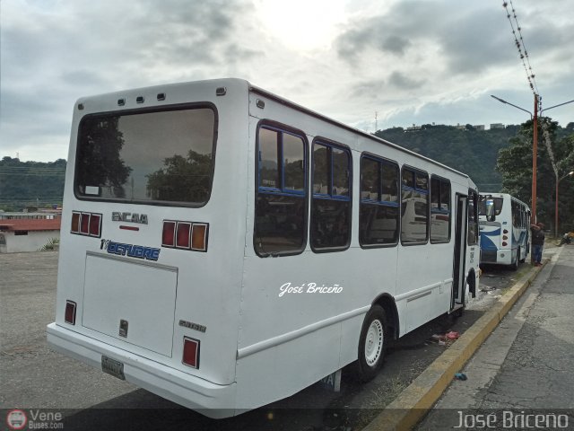 L�nea 1ero de Octubre 042 por Jos� Brice�o