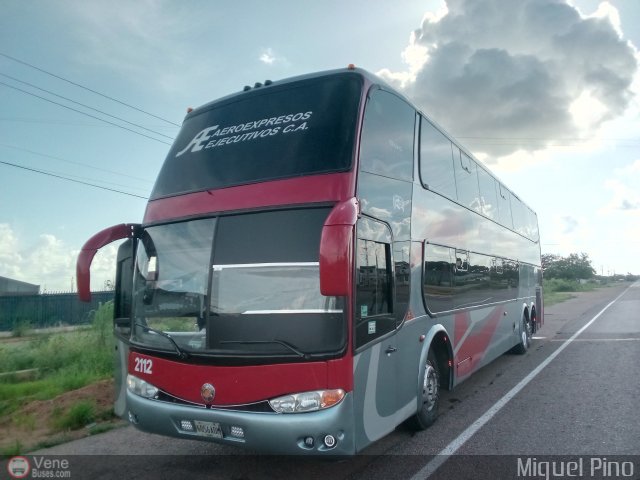 Aeroexpresos Ejecutivos 2112 por Miguel Pino