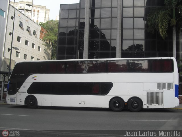 Particular o Desconocido 016 por Jean Carlos Montilla