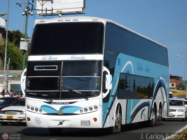 A.C. Mixta de Transporte T�chira M�rida R.L. 0207 por J. Carlos G�mez