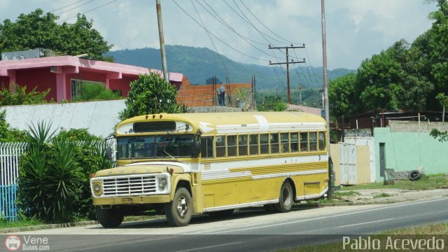 Particular o Desconocido AE2 por Pablo Acevedo