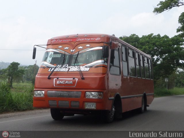 Expresos J�uregui 221 por Leonardo Saturno