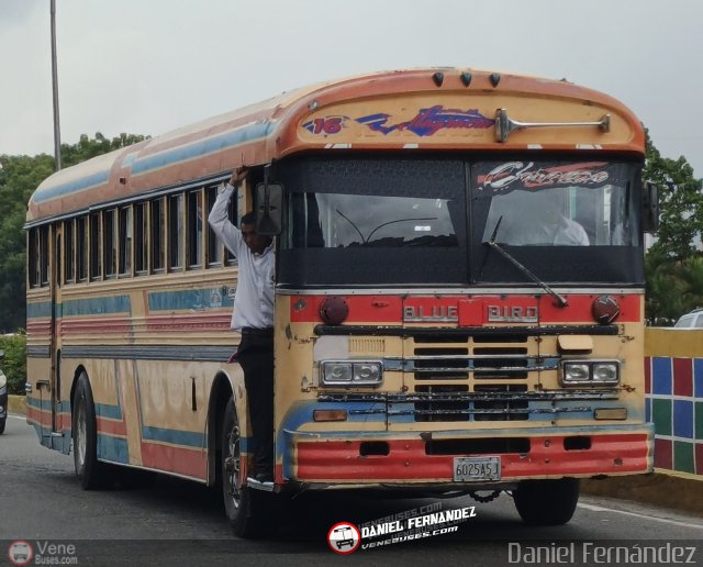 Colectivos Altagracia 16 por Daniel Fern�ndez