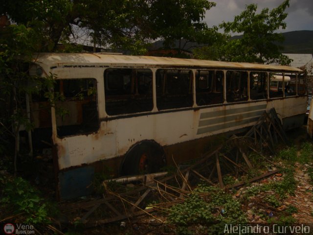 En Chiveras Abandonados Recuperaci�n 501 por Alejandro Curvelo