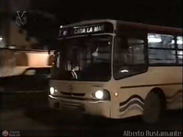 Particular o Desconocido Escena-09 por Alberto Bustamante