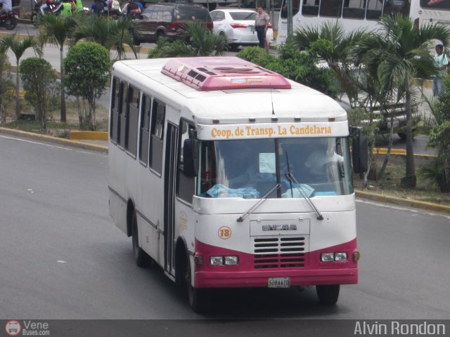 Coop. de Transporte La Candelaria 18 por Alvin Rond�n