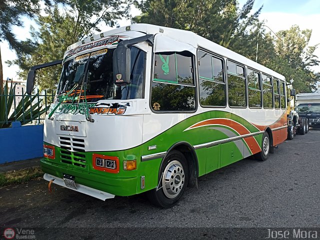 A.C. L�nea Autobuses Por Puesto Uni�n La Fr�a 13 por Jos� Mora