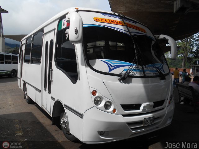 A.C. L�nea Col�n 12 por Jos� Mora