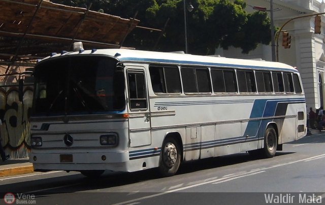 Particular o Desconocido 0302 por Waldir Mata