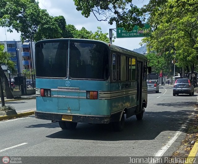 Particular o Desconocido Miranda por Jonnathan Rodr�guez