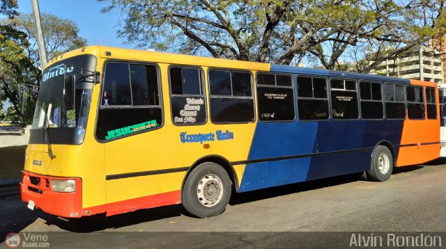 Transporte Unido 043 por Alvin Rond�n