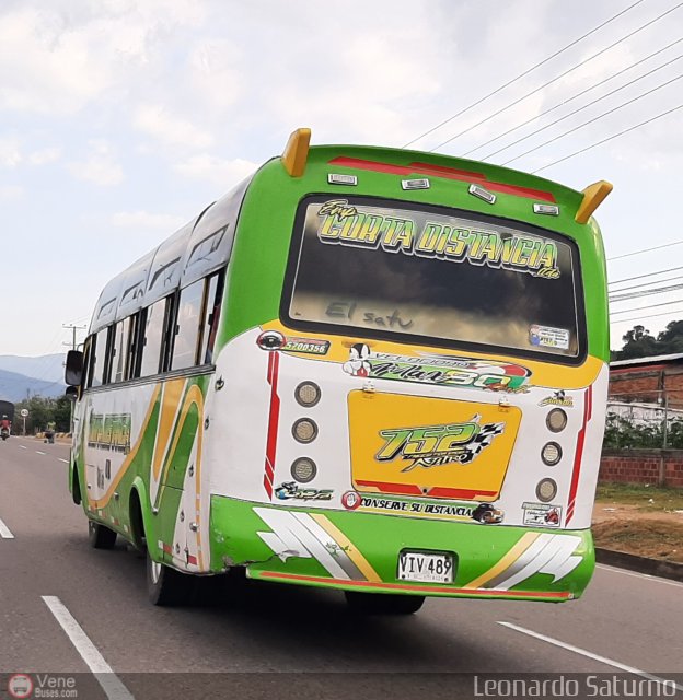 Empresa Corta Distancia Ltda 752 por Leonardo Saturno