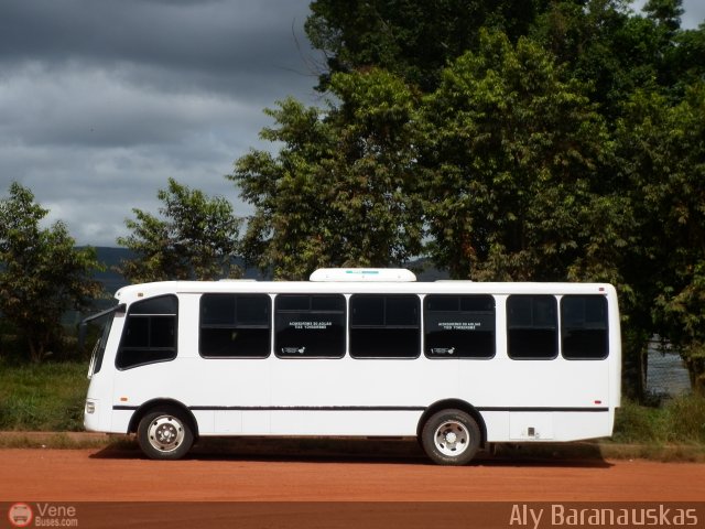 Particular o Desconocido 09 por Aly Baranauskas