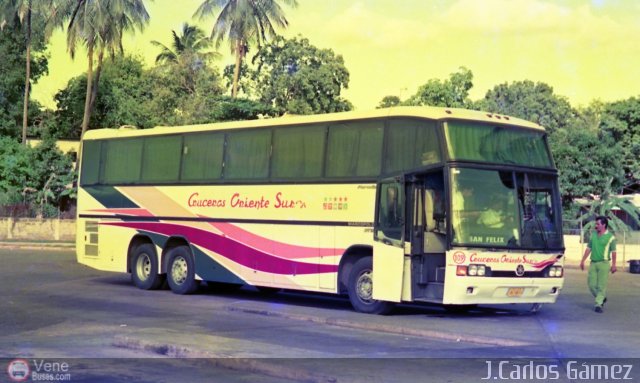 Cruceros Oriente Sur 109 por Pablo Acevedo