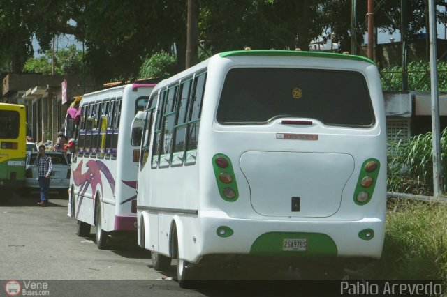 A.C. L�nea U.C. San Antonio - San Crist�bal 25 por Pablo Acevedo