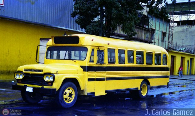 Universitarios y Escolares 100 por Pablo Acevedo